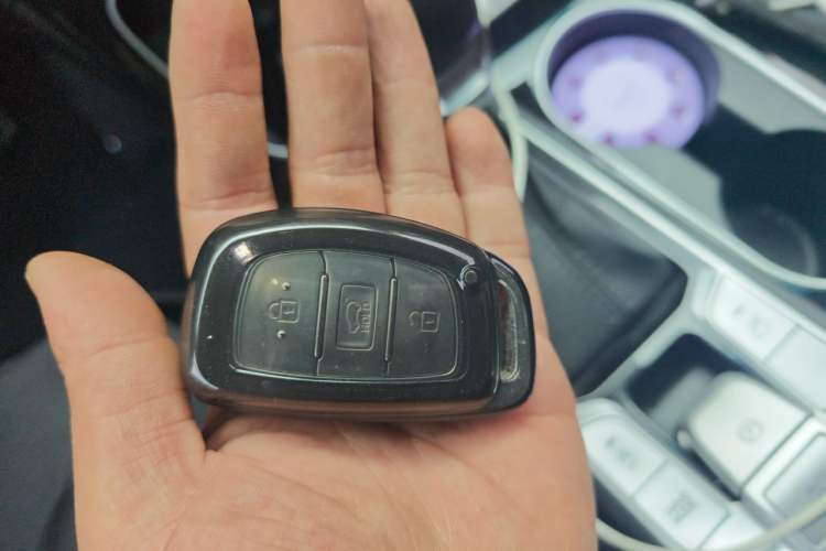 Used Hyundai Tucson 2020 280TGDi Two-Wheel-Drive GLS Smart Connectivity Version China VI Standard Vehicle Key