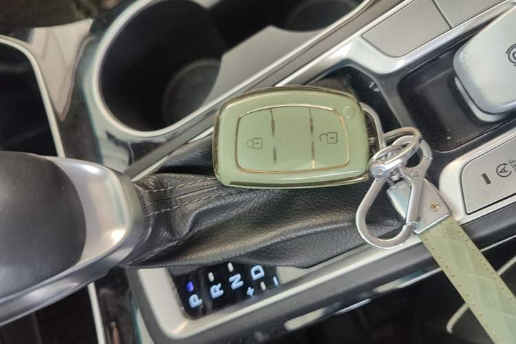 Used Hyundai Tucson 2020 280TGDi Two-Wheel-Drive GLS Fashion Edition China VI Standard Vehicle Key