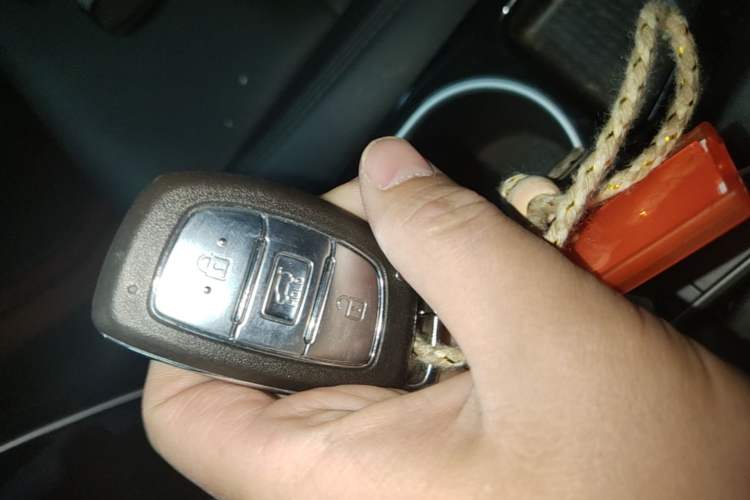 Used Hyundai Tucson 2020 280TGDi Two-Wheel-Drive GLS Smart Connectivity Version China VI Standard Vehicle Key