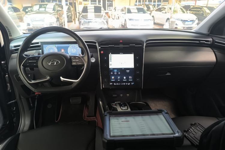 Used Hyundai Tucson 2021 Tucson L 1.5T DCT Luxury Prestige Edition Center Console