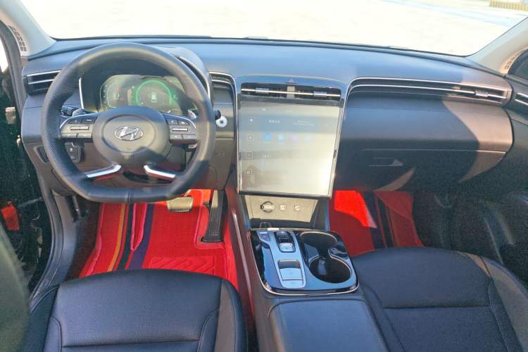 Used Hyundai Tucson 2021 Tucson L 1.5T DCT GLX Elite Edition Center Console