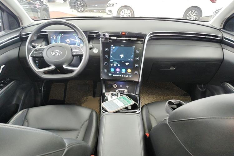 Used Hyundai Tucson 2021 Tucson L 1.5T DCT Luxury Prestige Edition Center Console