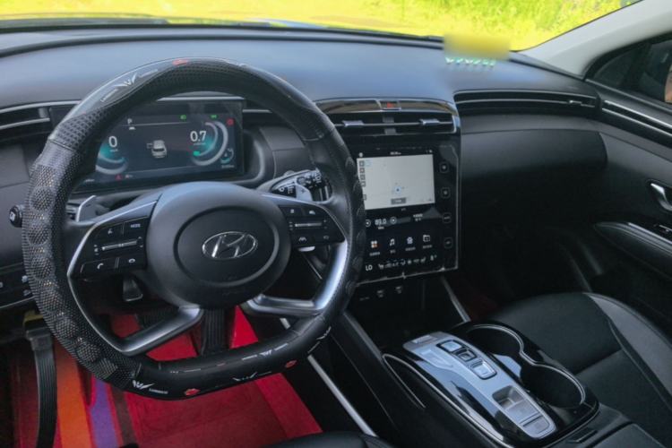 Used Hyundai Tucson 2021 Tucson L 1.5T DCT Luxury Prestige Edition Center Console