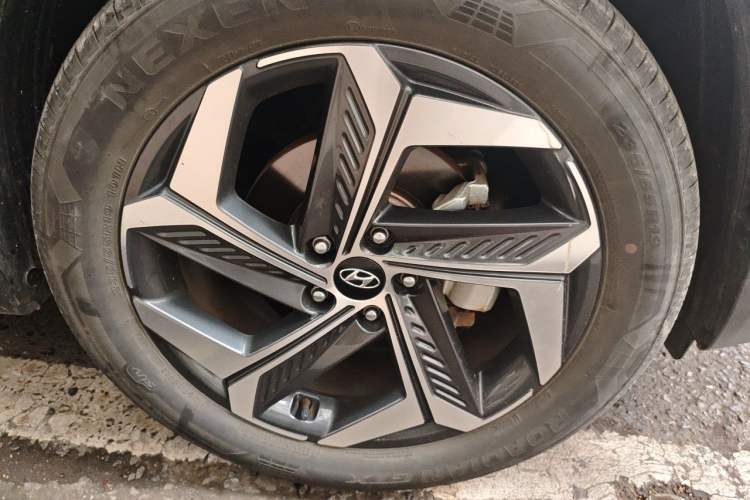 Used Hyundai Tucson 2021 Tucson L 1.5T DCT Luxury Prestige Edition Exterior 4