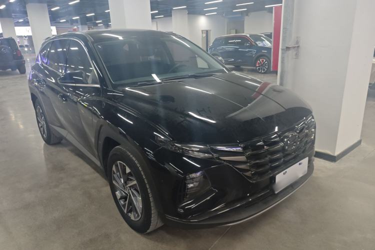 Used Hyundai Tucson 2021 Tucson L 1.5T DCT GLX Elite Edition Front Right 45 Deg