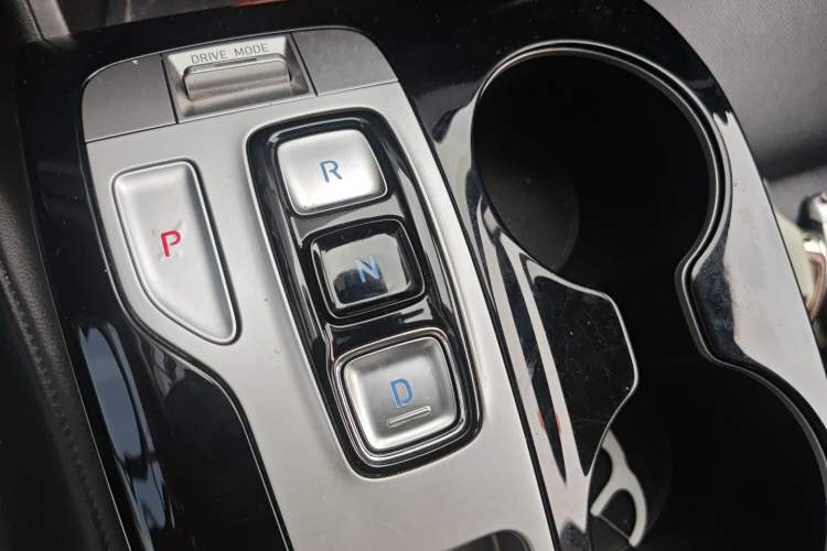 Used Hyundai Tucson 2021 Tucson L 1.5T DCT Luxury Prestige Edition Gear Lever