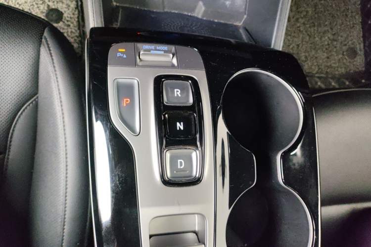 Used Hyundai Tucson 2021 Tucson L 1.5T DCT Luxury Prestige Edition Gear Lever