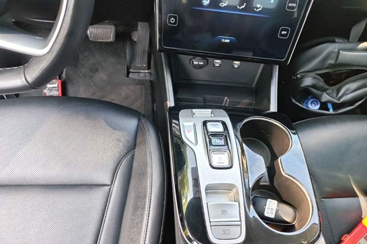 Used Hyundai Tucson 2021 Tucson L 1.5T DCT Luxury Prestige Edition Gear Lever