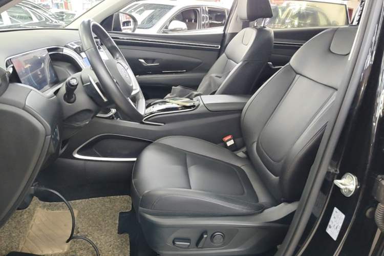 Used Hyundai Tucson 2021 Tucson L 1.5T DCT Luxury Prestige Edition Left Front Seat