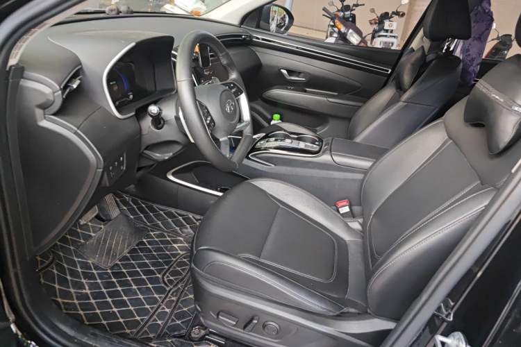 Used Hyundai Tucson 2021 Tucson L 1.5T DCT GLX Elite Edition Left Front Seat