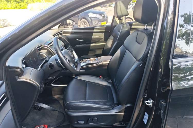 Used Hyundai Tucson 2021 Tucson L 1.5T DCT Luxury Prestige Edition Left Front Seat