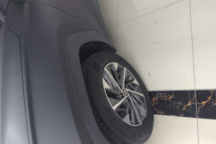 Used Hyundai Tucson 2021 Tucson L 1.5T DCT GLX Elite Edition Left Front Wheel Hub