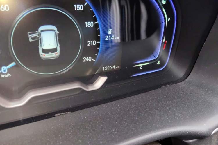 Used Hyundai Tucson 2021 Tucson L 1.5T DCT GLX Elite Edition Odometer Close Up
