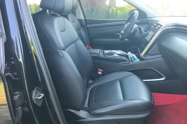 Used Hyundai Tucson 2021 Tucson L 1.5T DCT Luxury Prestige Edition Right Front Seat