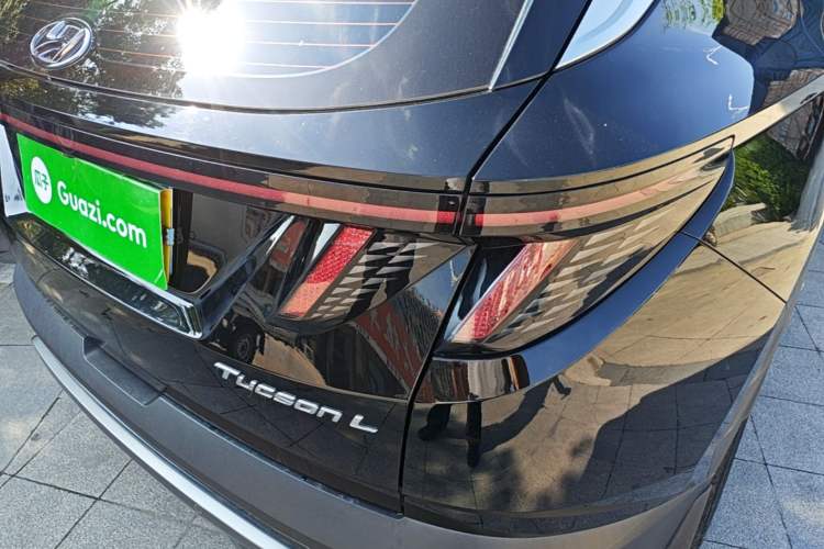 Used Hyundai Tucson 2021 Tucson L 1.5T DCT Luxury Prestige Edition Right Rear Taillight