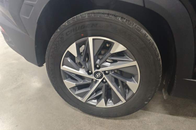 Used Hyundai Tucson 2021 Tucson L 1.5T DCT GLX Elite Edition Right Rear Wheel Hub