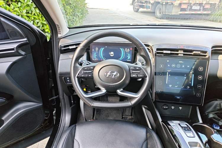 Used Hyundai Tucson 2021 Tucson L 1.5T DCT Luxury Prestige Edition Steering Wheel