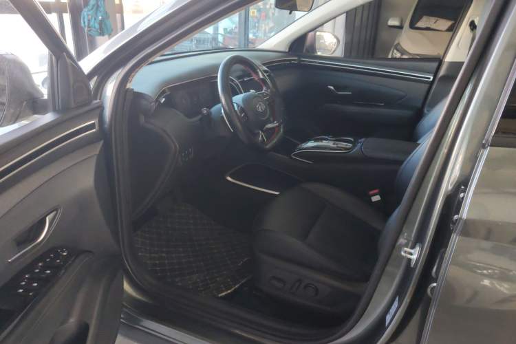 Used Hyundai Tucson 2021 Tucson L 1.5T DCT TOP Flagship Edition Interior 3