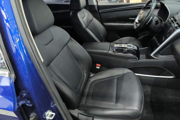Used Hyundai Tucson 2021 Tucson L 1.5T DCT GLX Elite Edition Right Front Seat