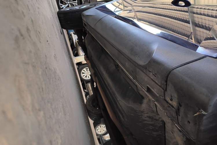 Used Hyundai Tucson 2021 Tucson L 1.5T DCT Luxury Prestige Edition Right Side Sill