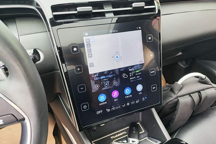 Used Hyundai Tucson  Audio And AC Panel