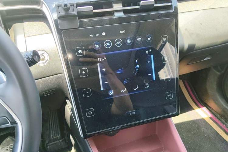 Used Hyundai Tucson 2021 Tucson L 1.5T DCT Luxury Prestige Edition Audio And AC Panel