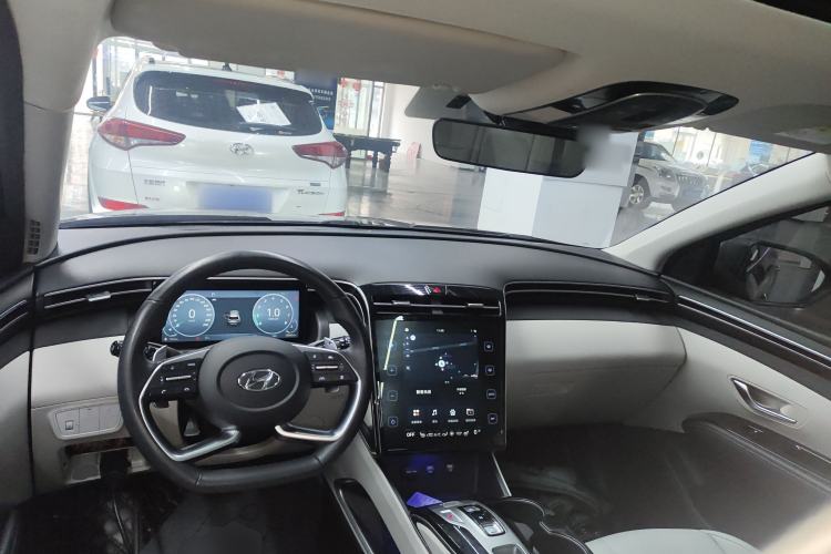 Used Hyundai Tucson 2021 Tucson L 1.5T DCT Luxury Prestige Edition Center Console