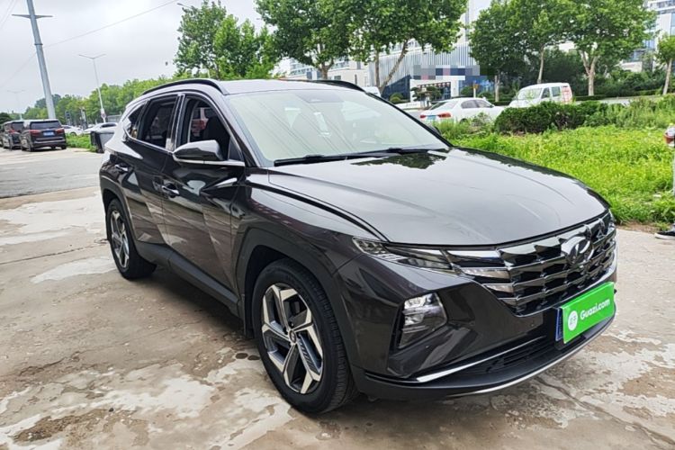 Used Hyundai Tucson  Front Right 45 Deg