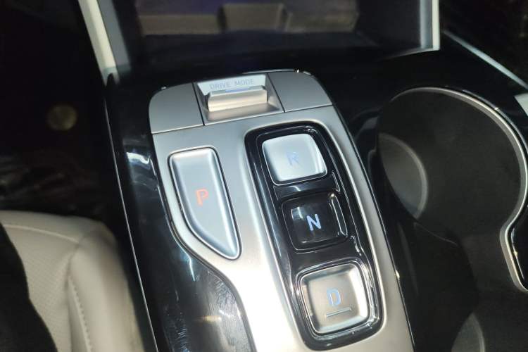 Used Hyundai Tucson 2021 Tucson L 1.5T DCT Luxury Prestige Edition Gear Lever