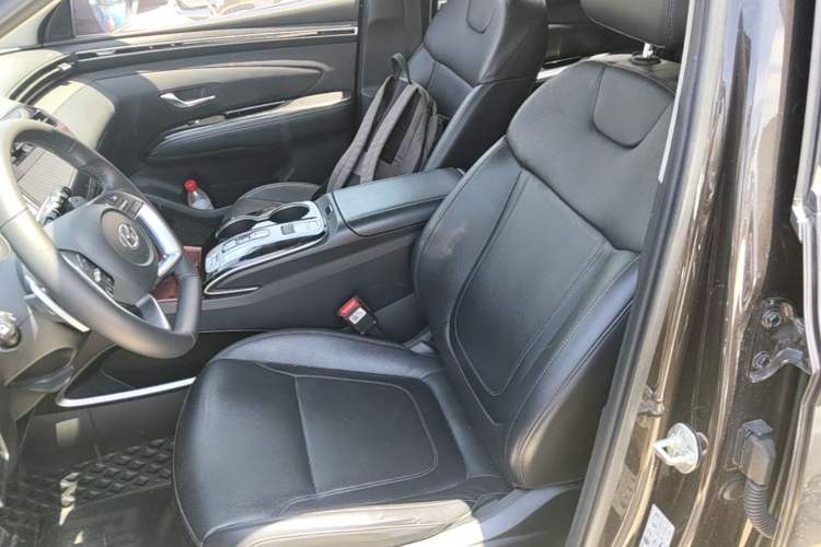 Used Hyundai Tucson 2021 Tucson L 1.5T DCT Luxury Prestige Edition Left Front Seat