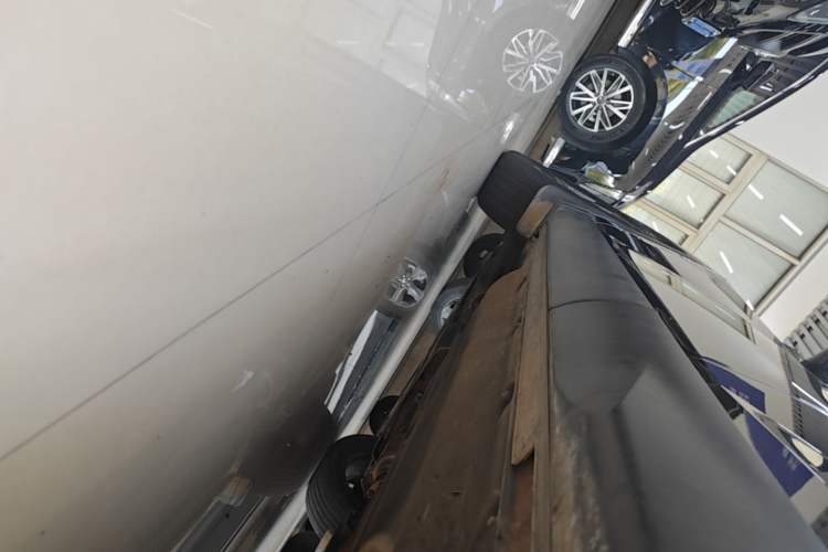 Used Hyundai Tucson 2021 Tucson L 1.5T DCT Luxury Prestige Edition Left Side Sill