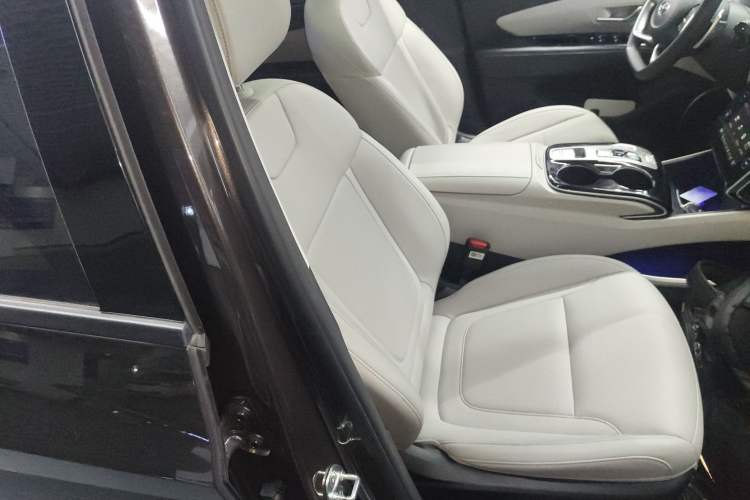 Used Hyundai Tucson 2021 Tucson L 1.5T DCT Luxury Prestige Edition Right Front Seat