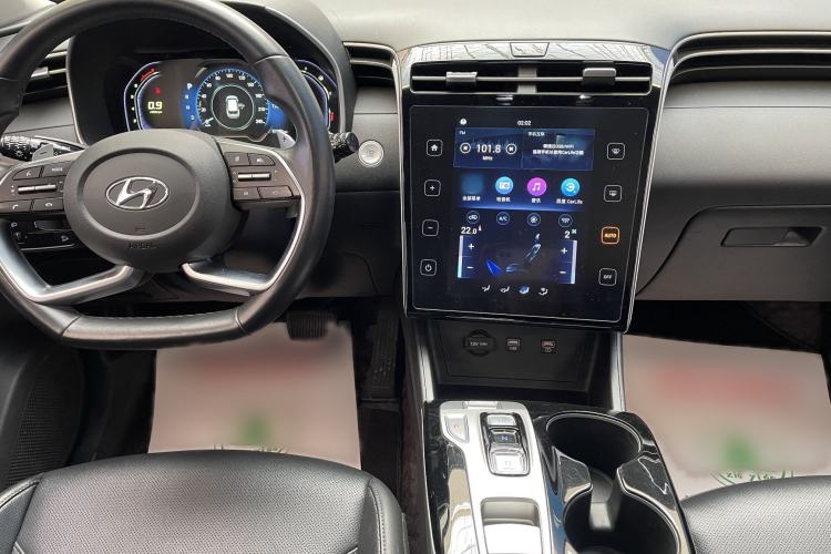 Used Hyundai Tucson 2021 Tucson L 1.5T DCT GLX Elite Edition Audio And AC Panel