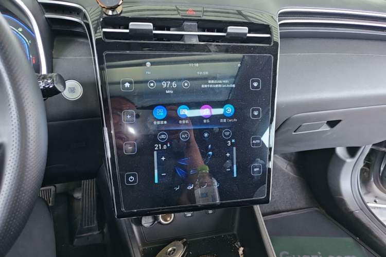Used Hyundai Tucson 2021 Tucson L 1.5T DCT GLX Elite Edition Audio And AC Panel