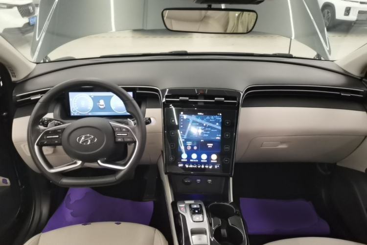 Used Hyundai Tucson 2021 Tucson L 1.5T DCT Luxury Prestige Edition Center Console