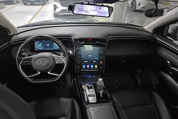 Used Hyundai Tucson 2021 Tucson L 1.5T DCT Luxury Prestige Edition Center Console