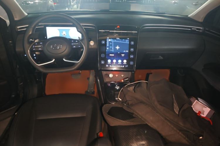 Used Hyundai Tucson 2021 Tucson L 1.5T DCT Luxury Prestige Edition Center Console