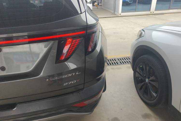 Used Hyundai Tucson 2021 Tucson L 1.5T DCT GLX Elite Edition Exterior 3