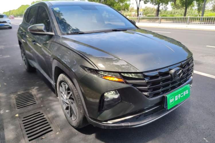 Used Hyundai Tucson 2021 Tucson L 1.5T DCT GLX Elite Edition Front Right 45 Deg
