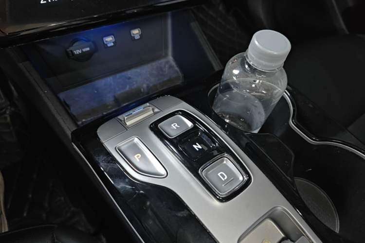 Used Hyundai Tucson 2021 Tucson L 1.5T DCT Luxury Prestige Edition Gear Lever