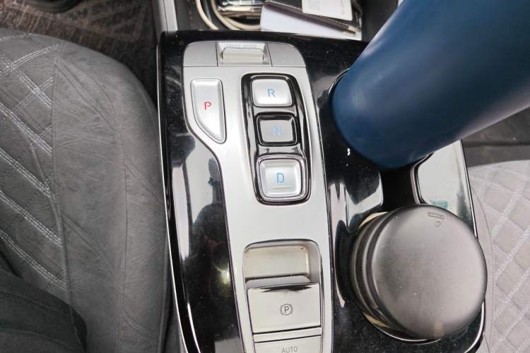 Used Hyundai Tucson 2021 Tucson L 1.5T DCT GLX Elite Edition Gear Lever