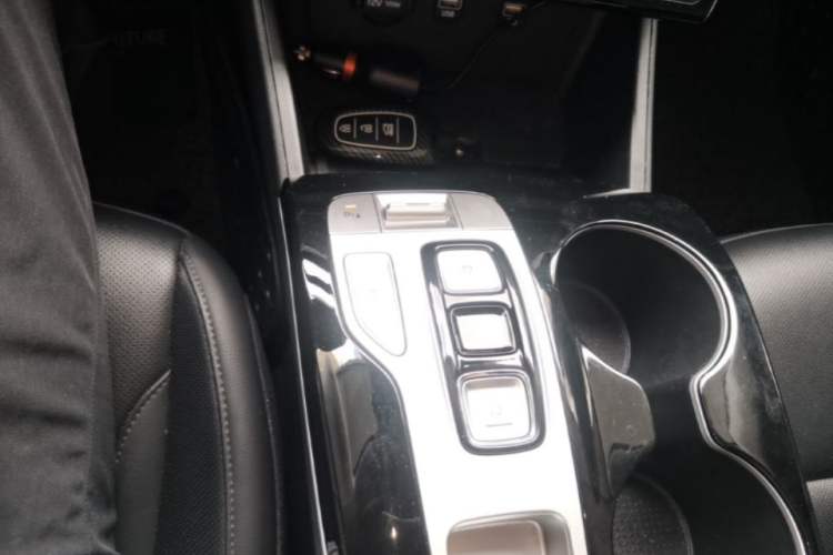 Used Hyundai Tucson 2021 Tucson L 1.5T DCT Luxury Prestige Edition Gear Lever