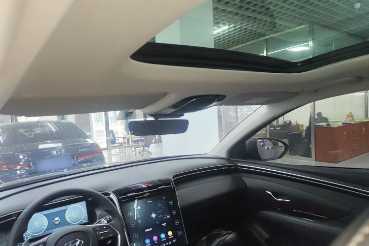 Used Hyundai Tucson 2021 Tucson L 1.5T DCT Luxury Prestige Edition Headliner