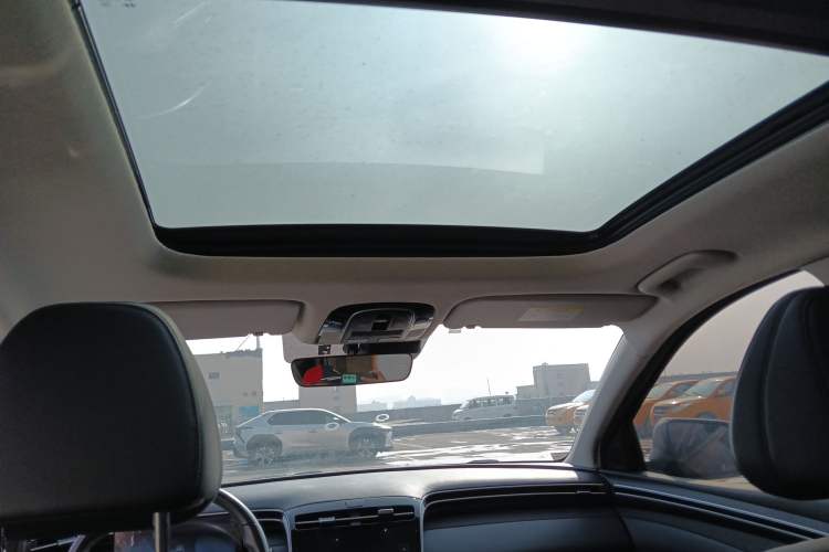 Used Hyundai Tucson 2021 Tucson L 1.5T DCT Luxury Prestige Edition Headliner