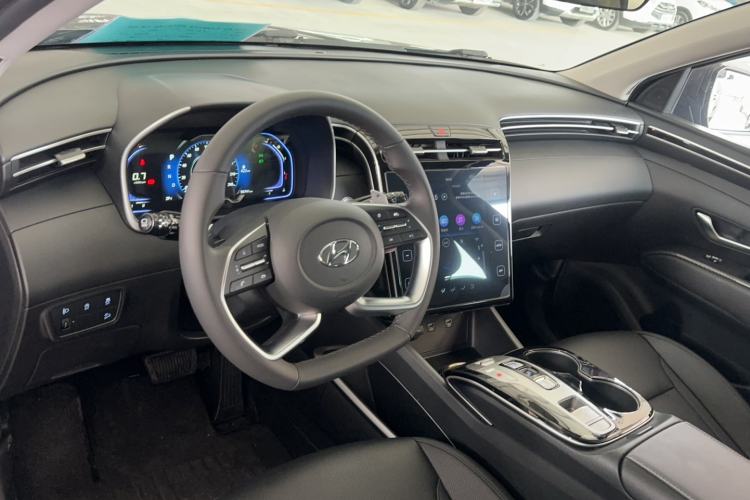 Used Hyundai Tucson 2021 Tucson L 1.5T DCT GLX Elite Edition Interior 2