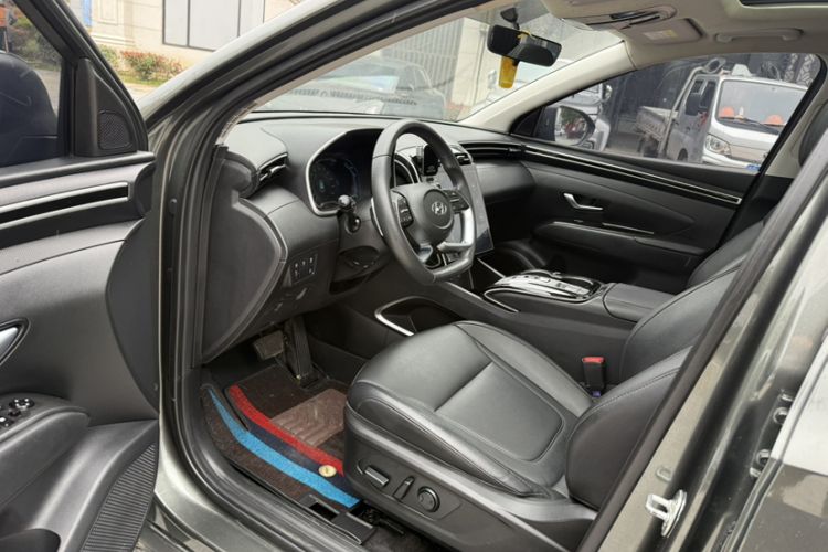 Used Hyundai Tucson 2021 Tucson L 1.5T DCT GLX Elite Edition Interior 2