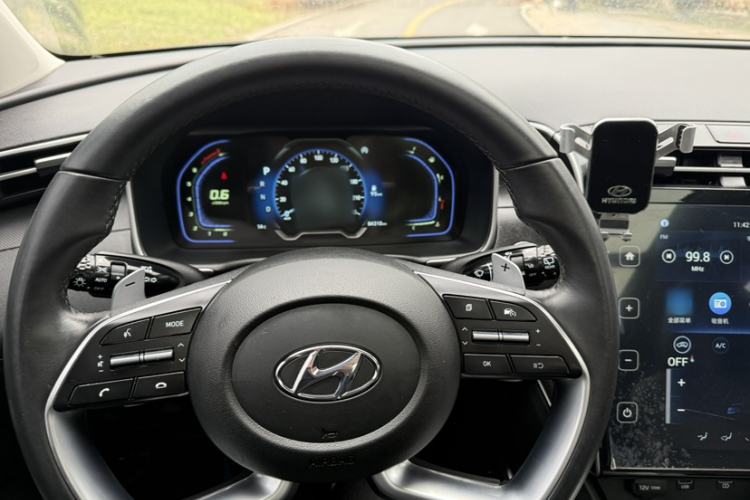 Used Hyundai Tucson 2021 Tucson L 1.5T DCT GLX Elite Edition Interior 3
