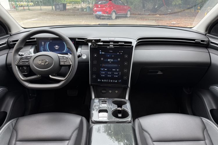 Used Hyundai Tucson 2021 Tucson L 1.5T DCT Luxury Prestige Edition Interior 4