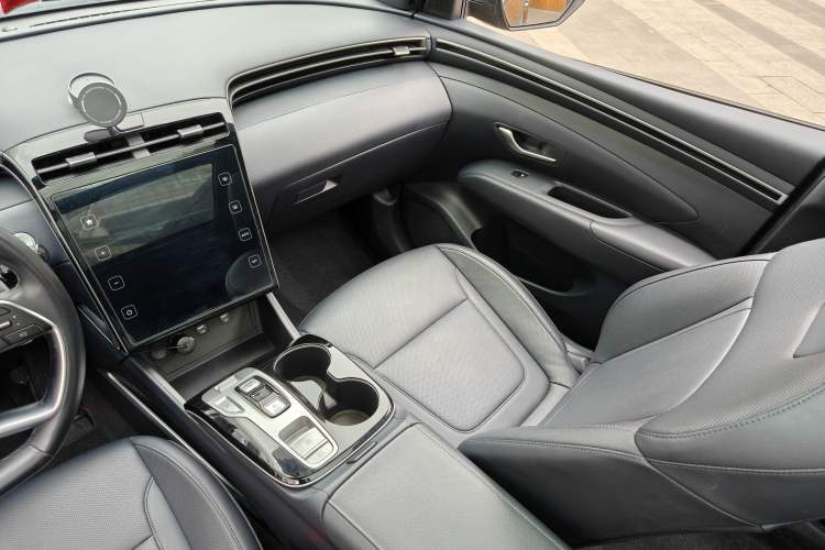 Used Hyundai Tucson 2021 Tucson L 1.5T DCT GLX Elite Edition Interior 7