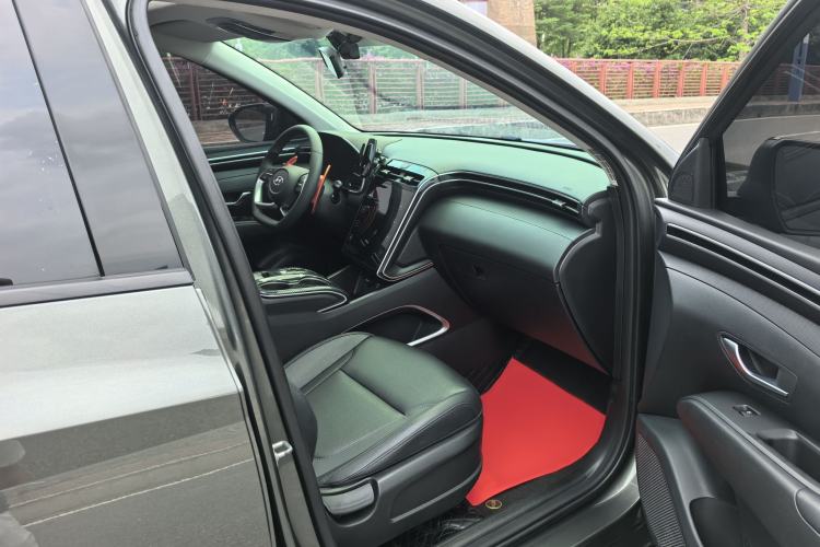 Used Hyundai Tucson 2021 Tucson L 1.5T DCT GLX Elite Edition Interior 8